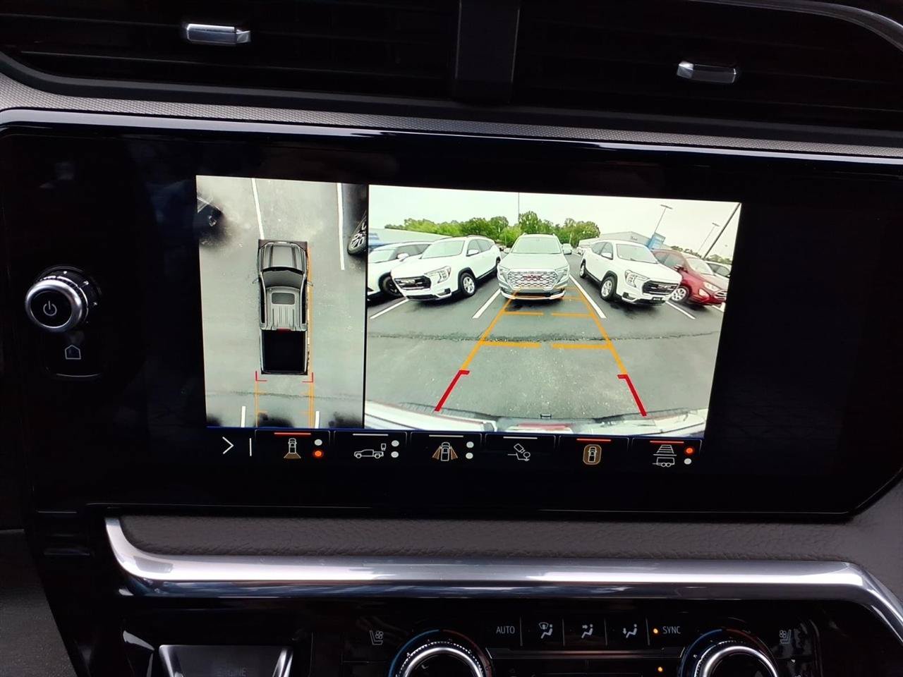 Used 2024 GMC Sierra 1500 Denali w/ Technology Package AWD/4WD image 22