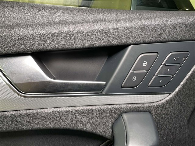 Used 2018 Audi Q5 Prestige image 38
