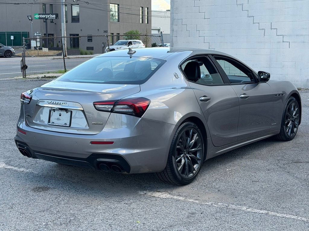 Used 2021 Maserati Ghibli S GranSport Q4 AWD/4WD image 7