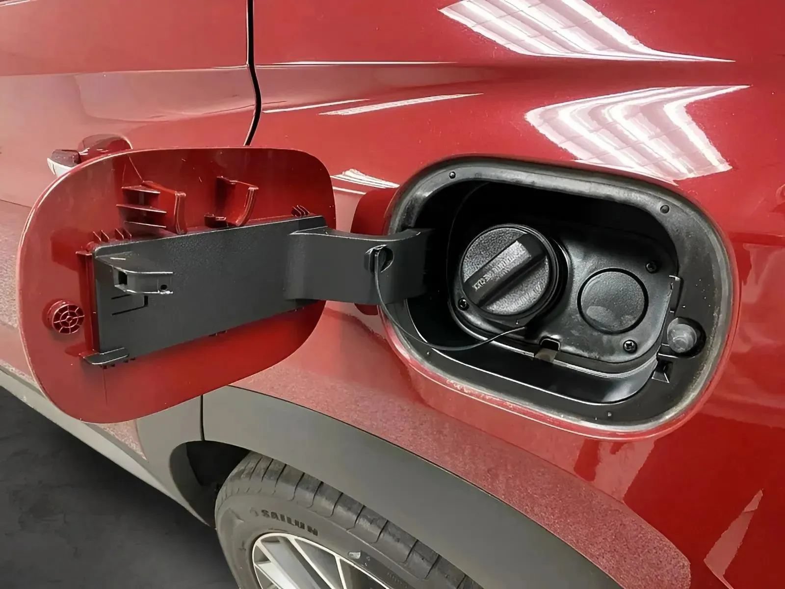 Used 2019 Hyundai Tucson Limited w/ Cargo Package FWD image 29