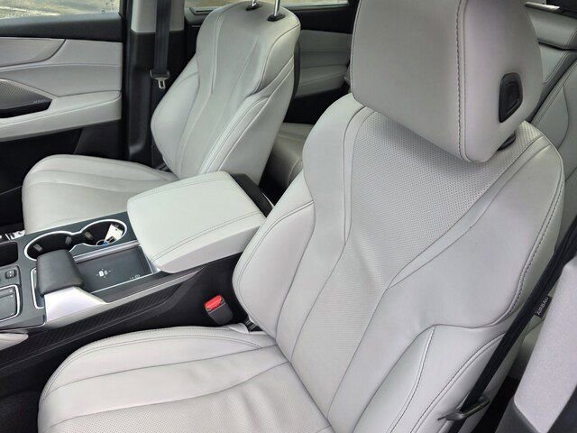Used 2023 Acura MDX FWD w/ Technology Package image 10