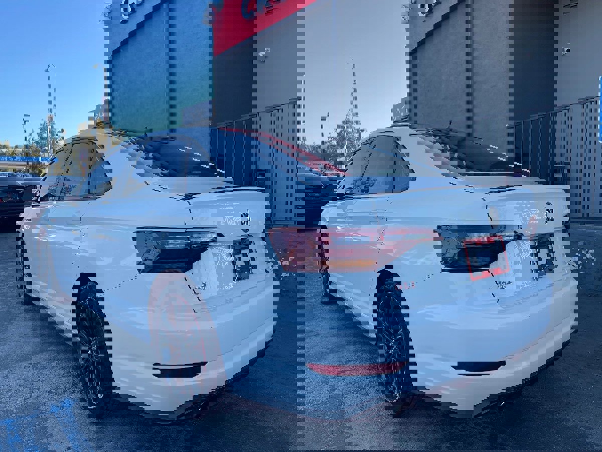 Used 2019 Volkswagen Jetta GLI image 7