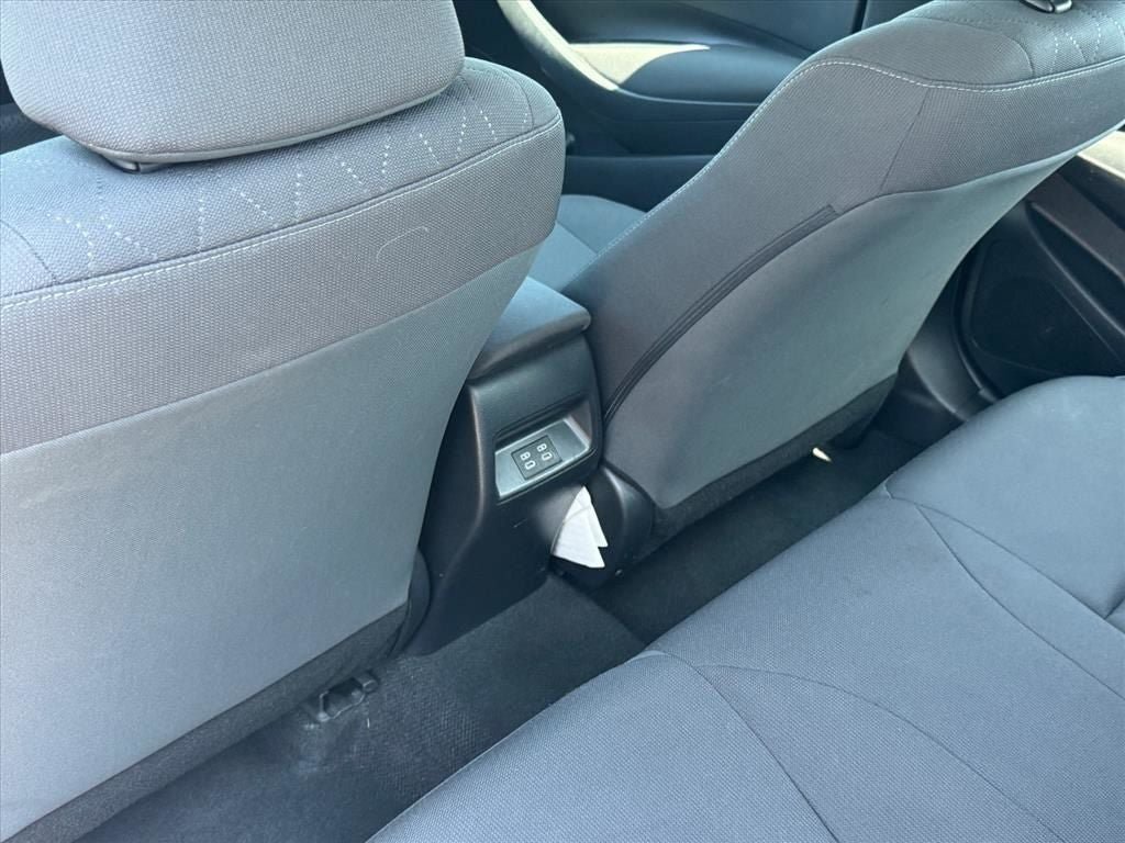 Used 2024 Toyota Corolla LE FWD image 15