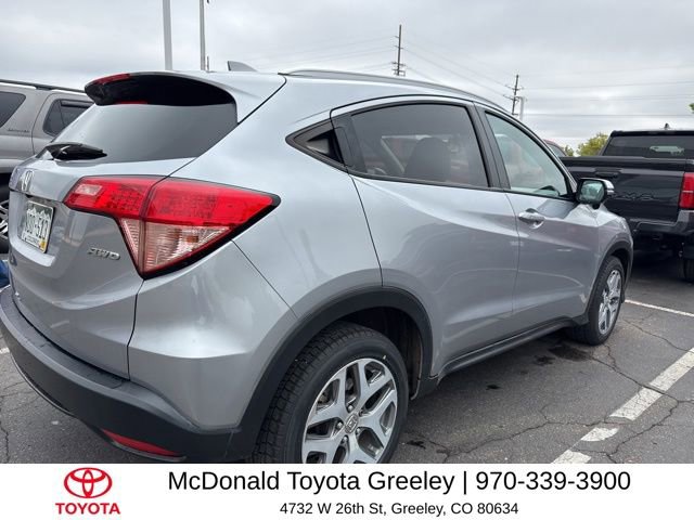 Used 2017 Honda HR-V EX-L image 4