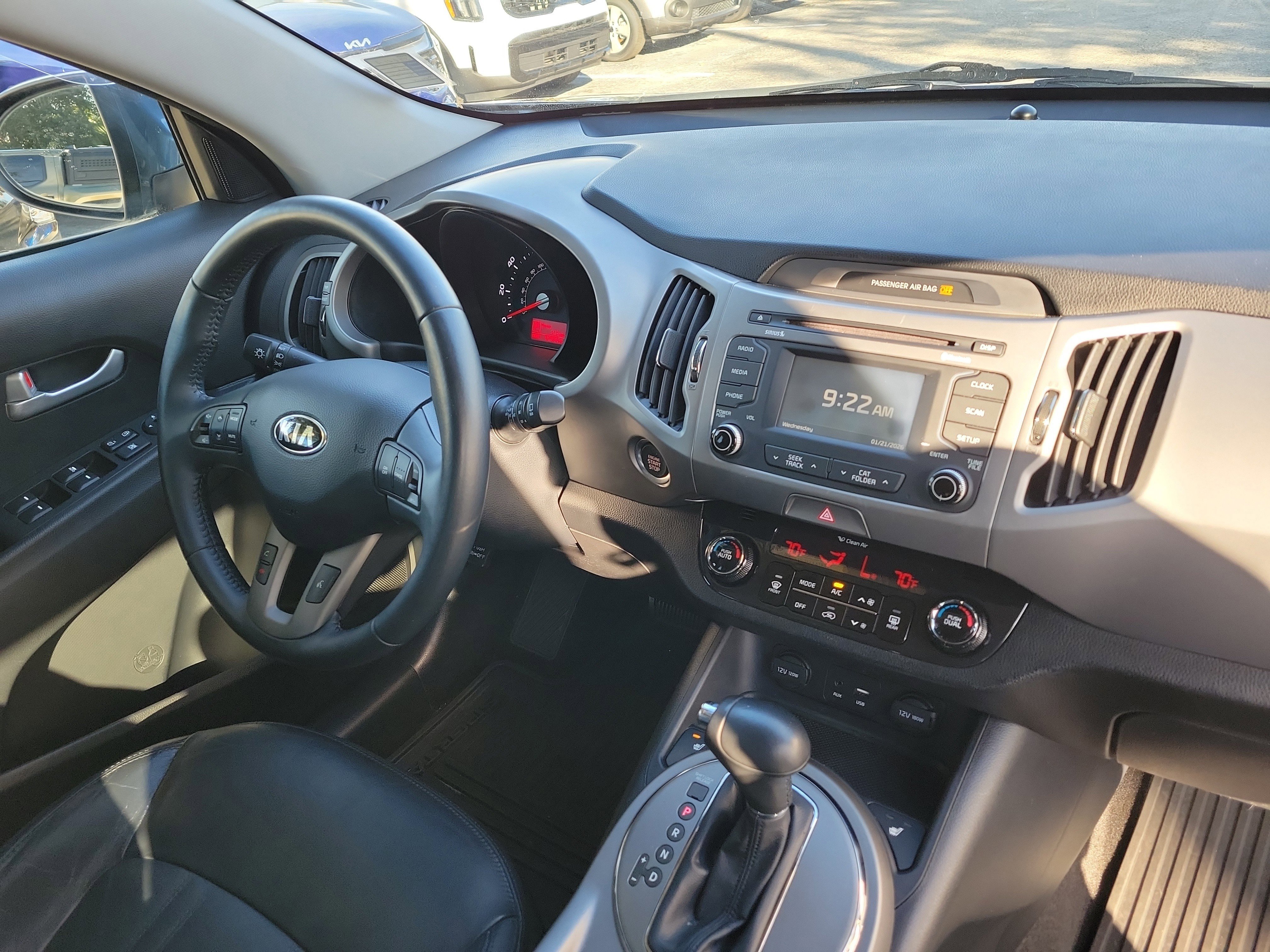 Used 2016 Kia Sportage EX image 8