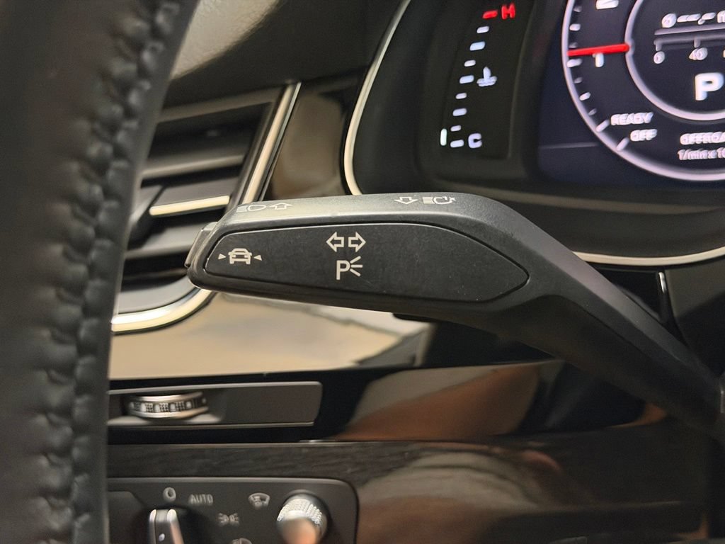 Used 2019 Audi Q7 3.0T Prestige AWD/4WD image 21