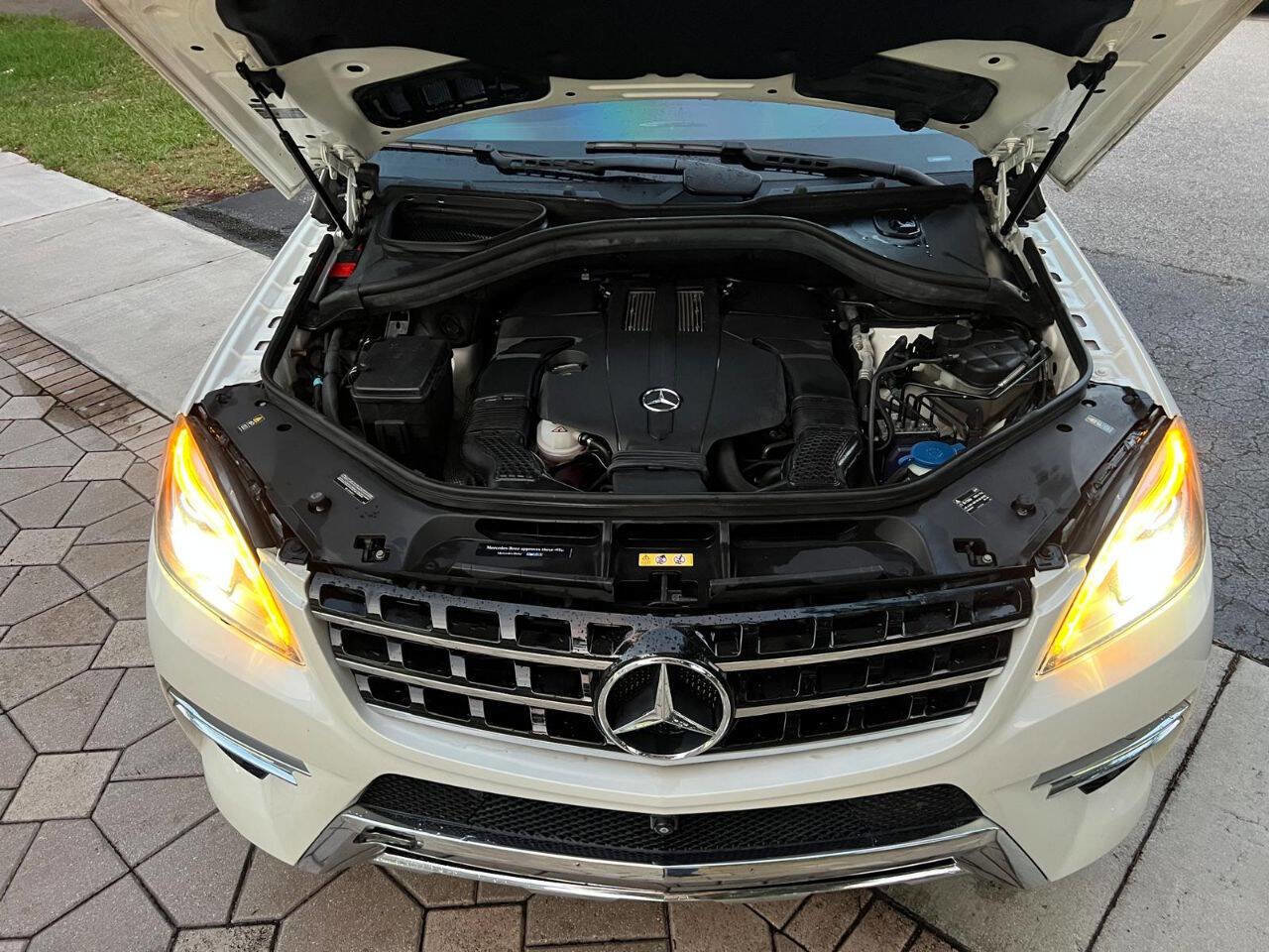Used 2015 Mercedes-Benz ML 400 4MATIC image 26