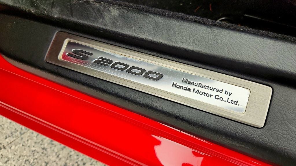 Used 2005 Honda S2000 image 22