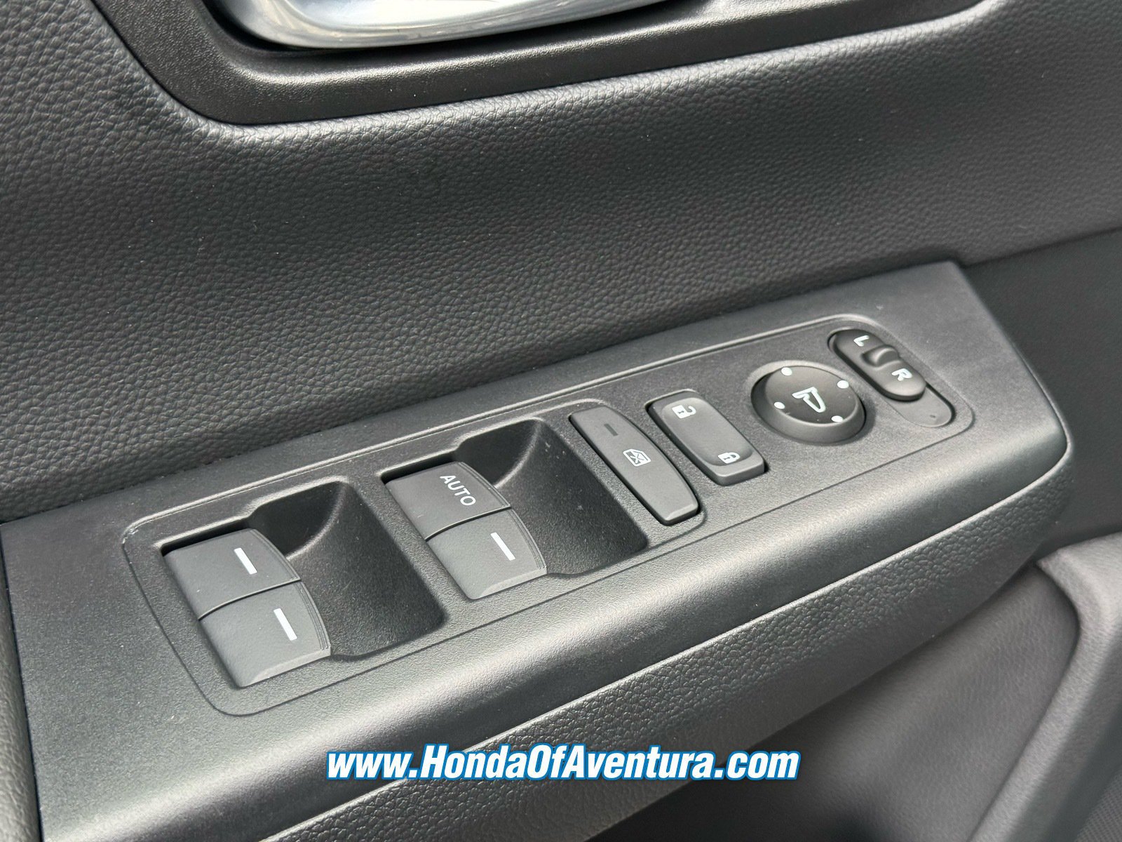 Certified 2025 Honda CR-V LX image 25