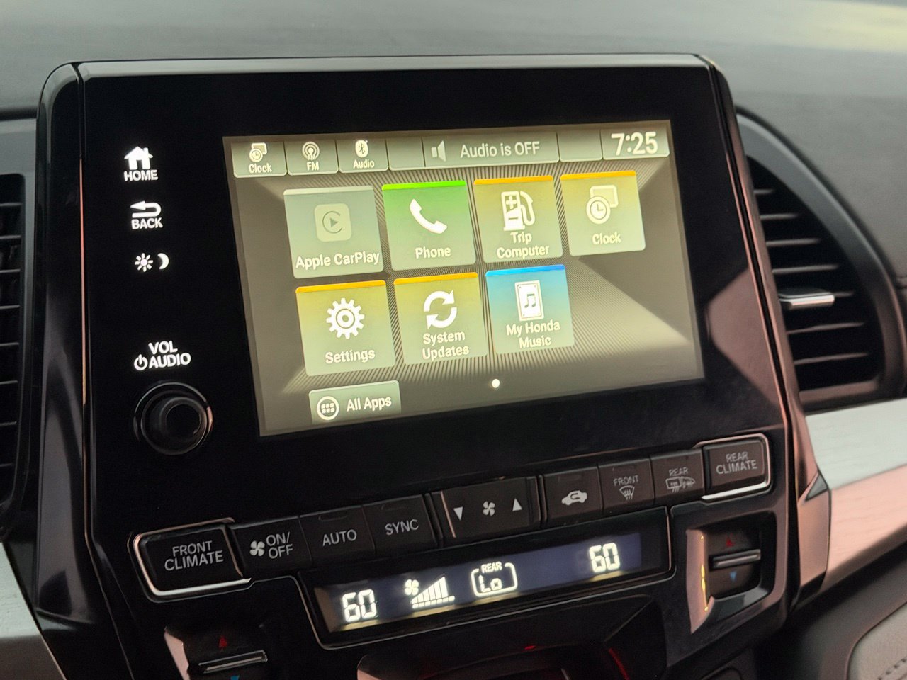 Used 2018 Honda Odyssey EX-L image 22