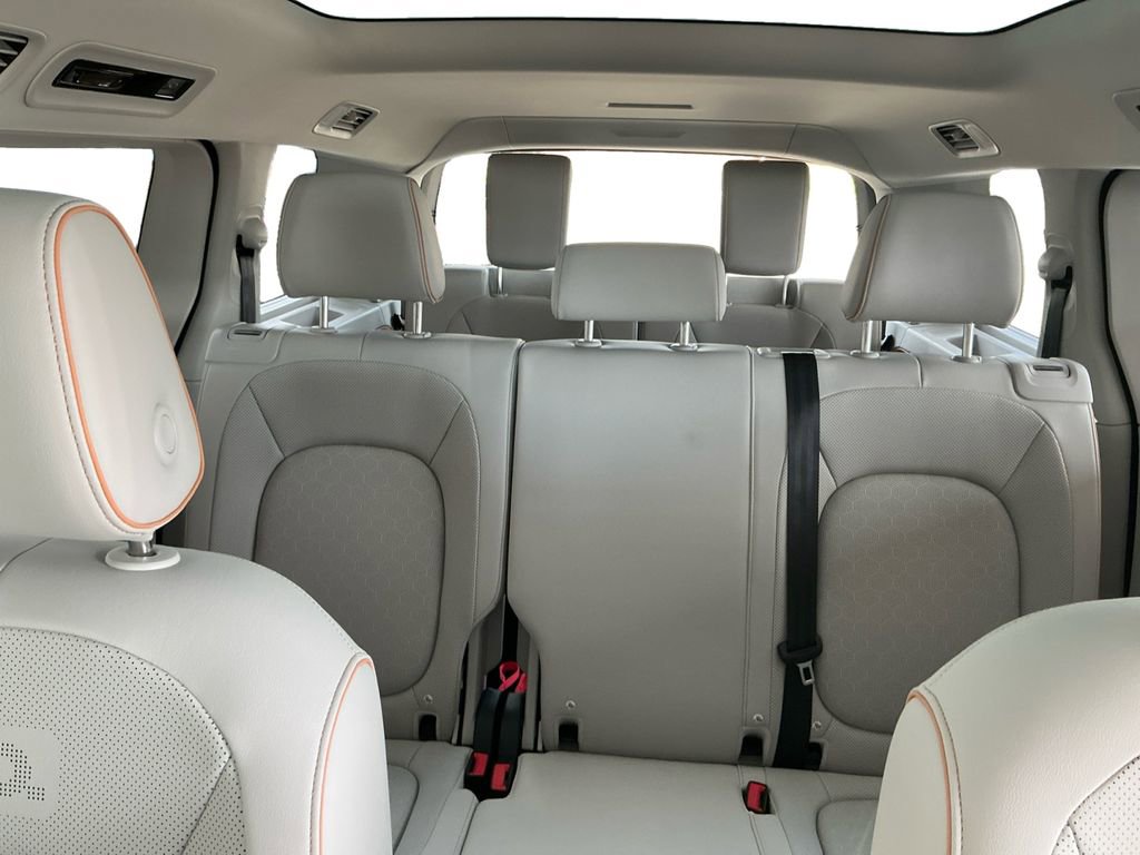 New 2025 Volkswagen ID. Buzz 1st Edition image 24