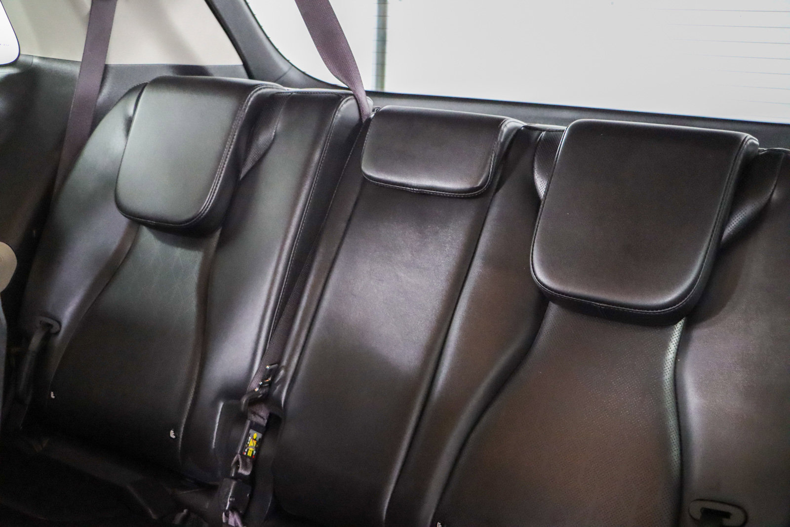 Used 2024 Kia Carnival LX image 25