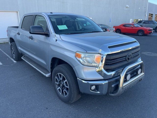 Used 2017 Toyota Tundra SR5 image 3