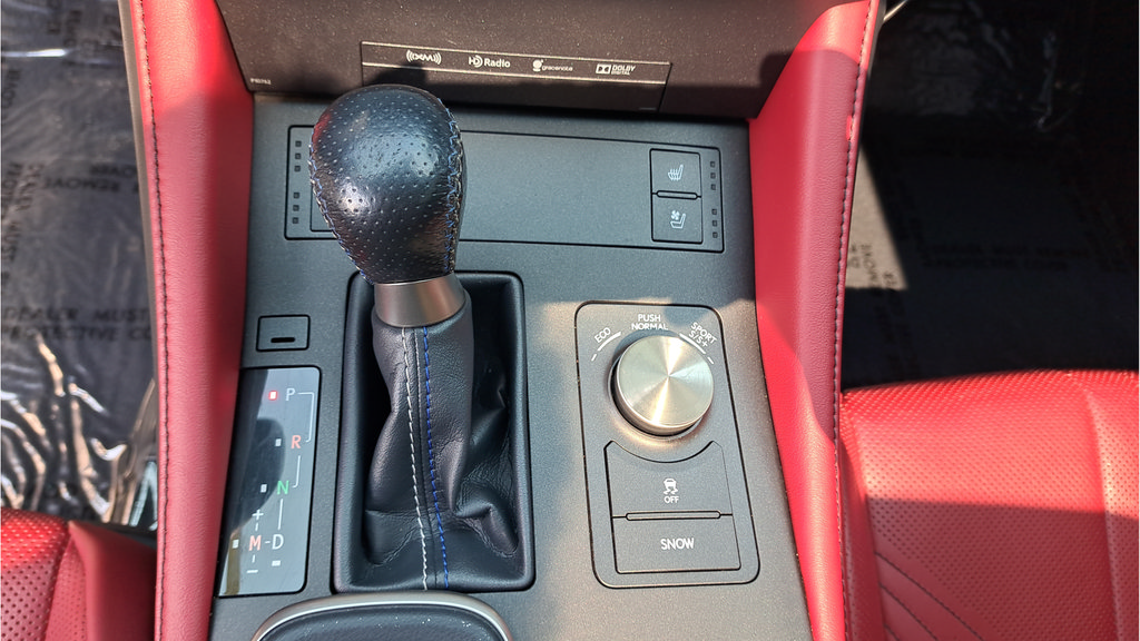 Used 2015 Lexus RC F w/ Premium Package RWD image 20