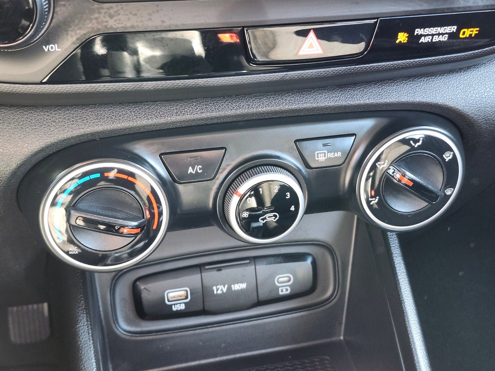 Certified 2026 Hyundai Venue SE image 22