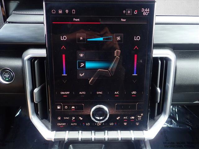 Used 2025 GMC Acadia Elevation image 17