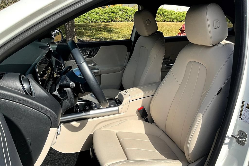 Certified 2025 Mercedes-Benz GLA 250 4MATIC image 27