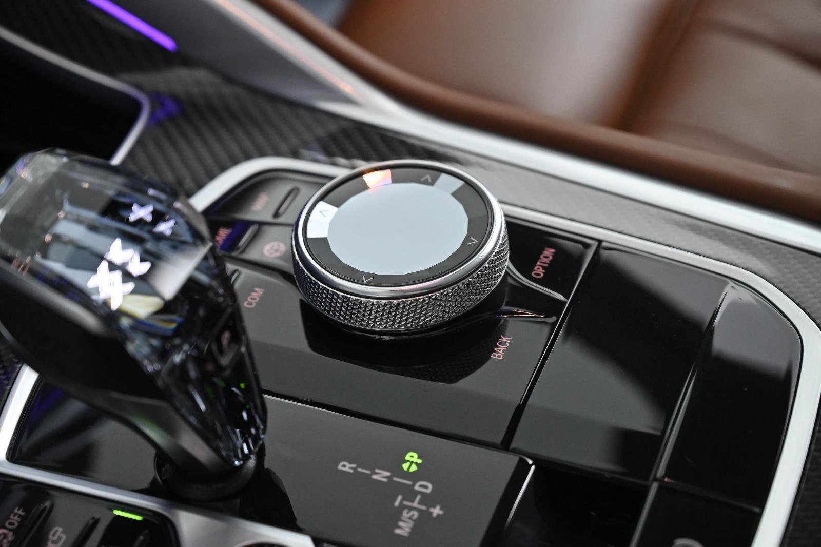 Used 2023 BMW X6 M50i w/ Executive Package image 24