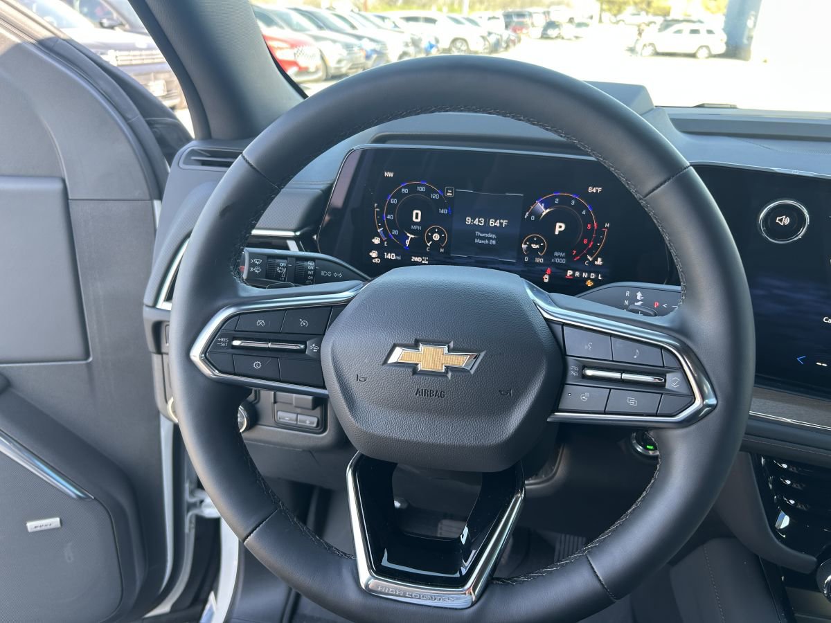 Used 2025 Chevrolet Tahoe High Country image 8