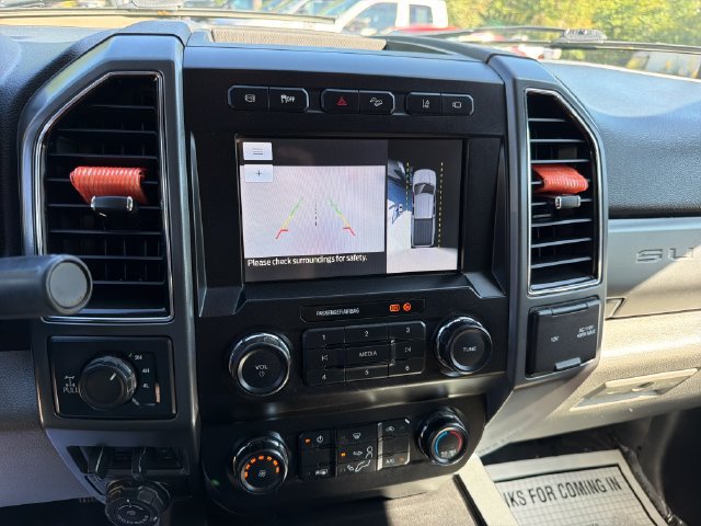Used 2022 Ford F250 XLT w/ FX4 Off-Road Package AWD/4WD image 21