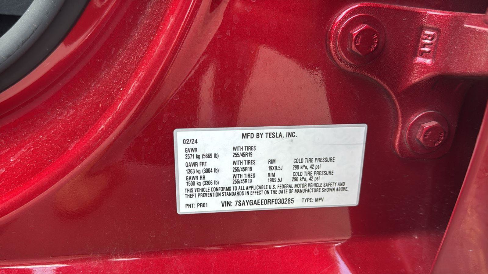 Used 2024 Tesla Model Y Long Range AWD/4WD image 17