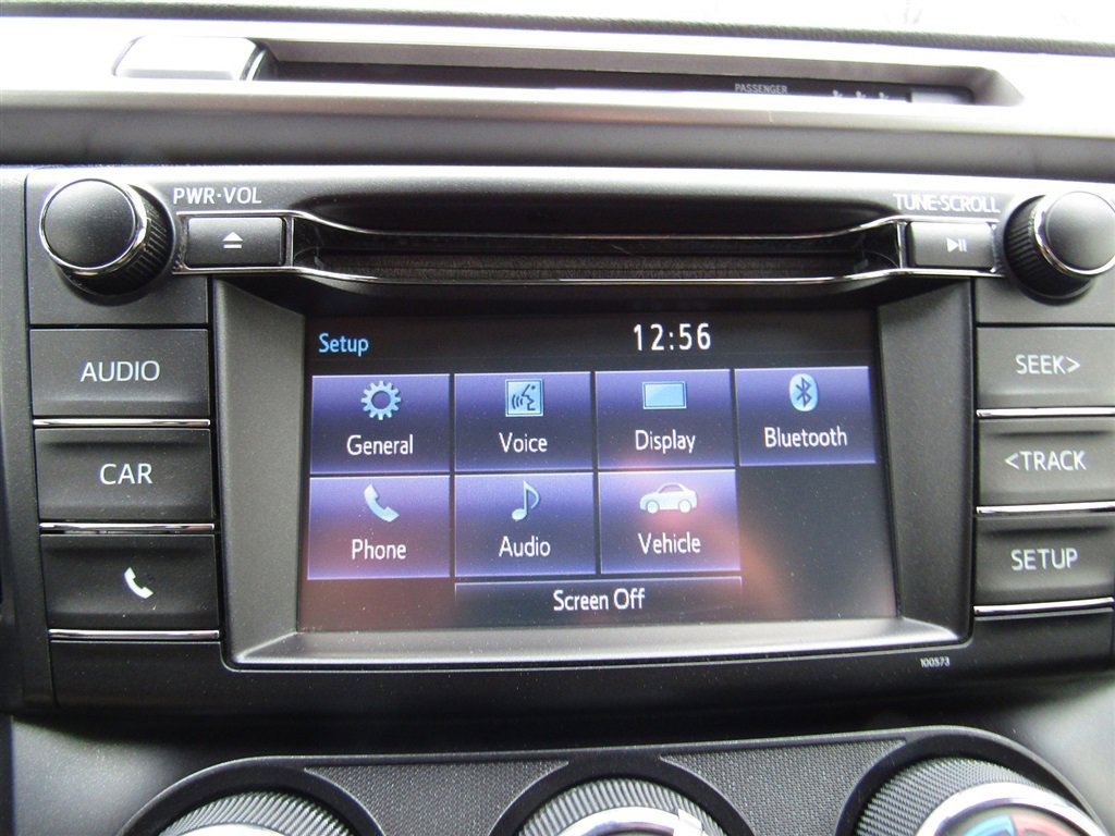 Used 2018 Toyota RAV4 LE w/ All Weather Liner Package AWD/4WD image 28