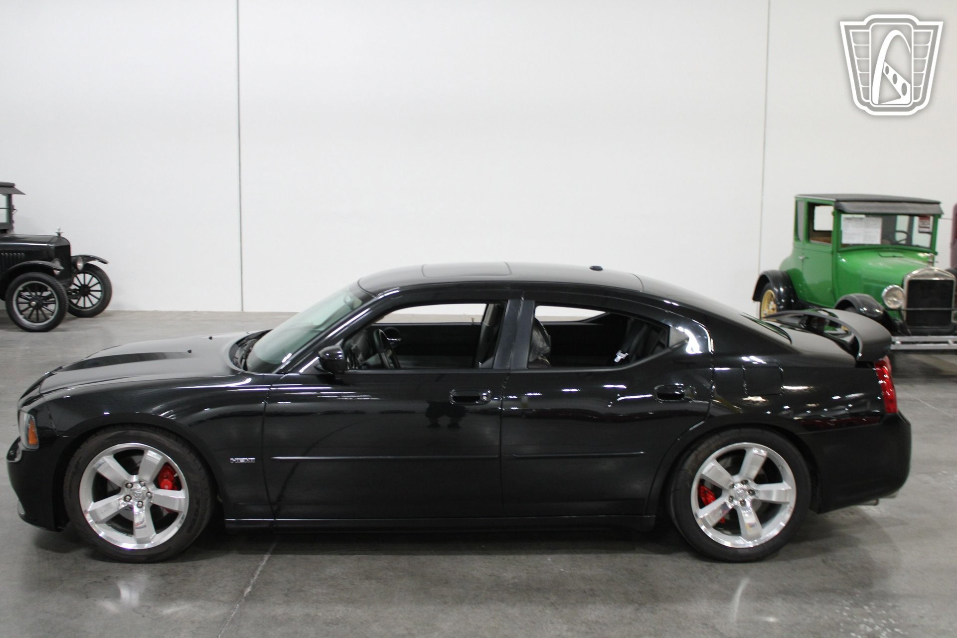 Used 2006 Dodge Charger SRT8 w/ SRT Option Group III image 7