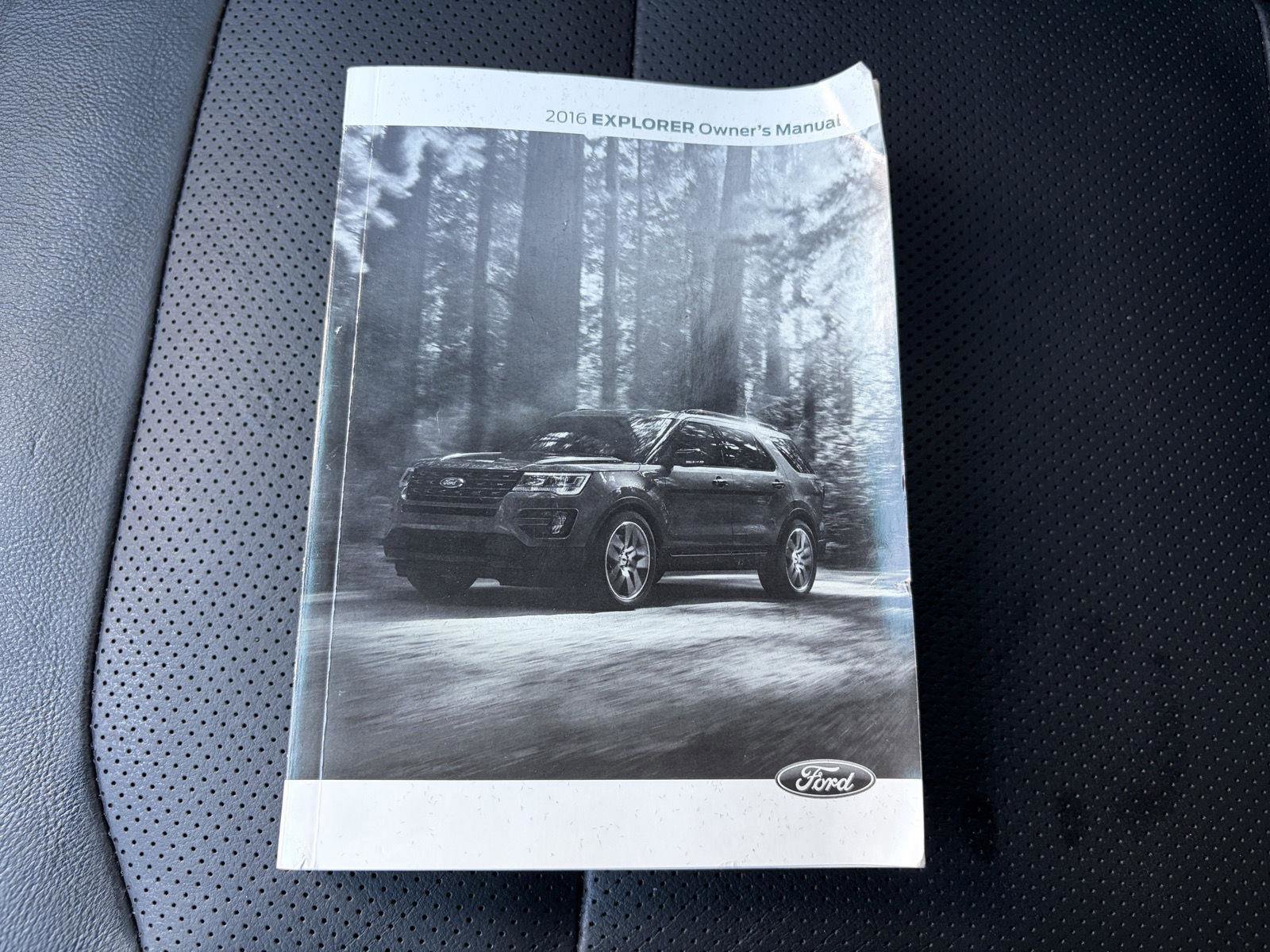 Used 2016 Ford Explorer Sport AWD/4WD image 26