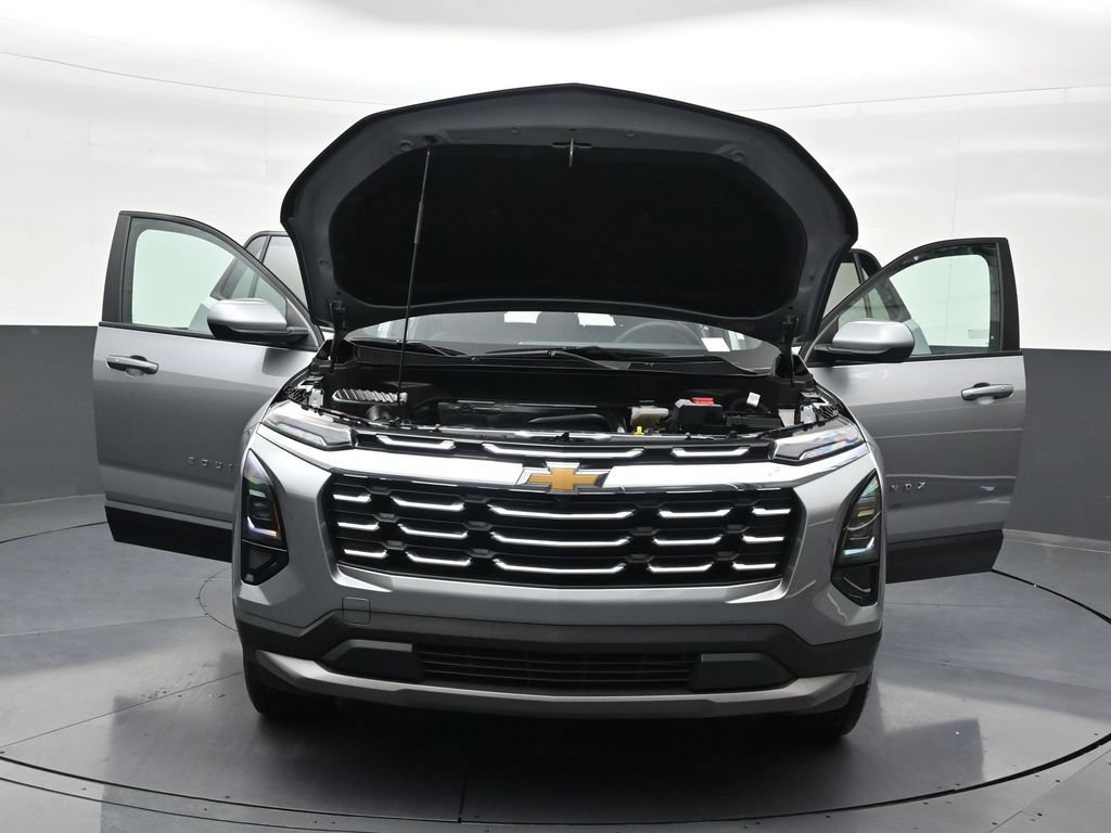 Used 2025 Chevrolet Equinox LT FWD image 38