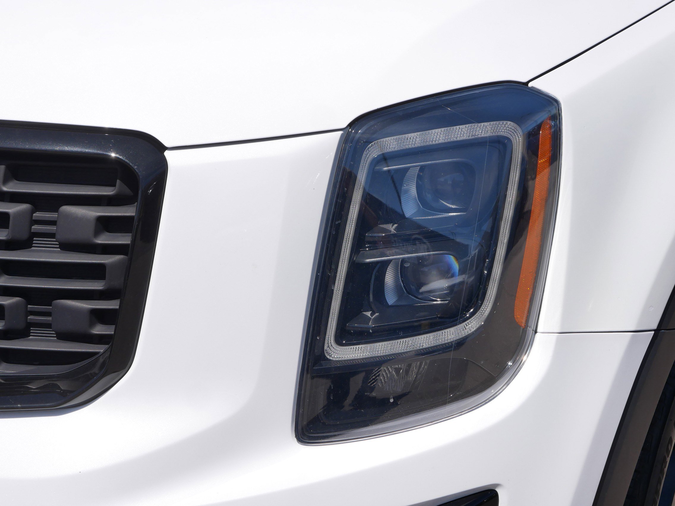 Certified 2021 Kia Telluride SX w/ SX Prestige Package AWD/4WD image 16