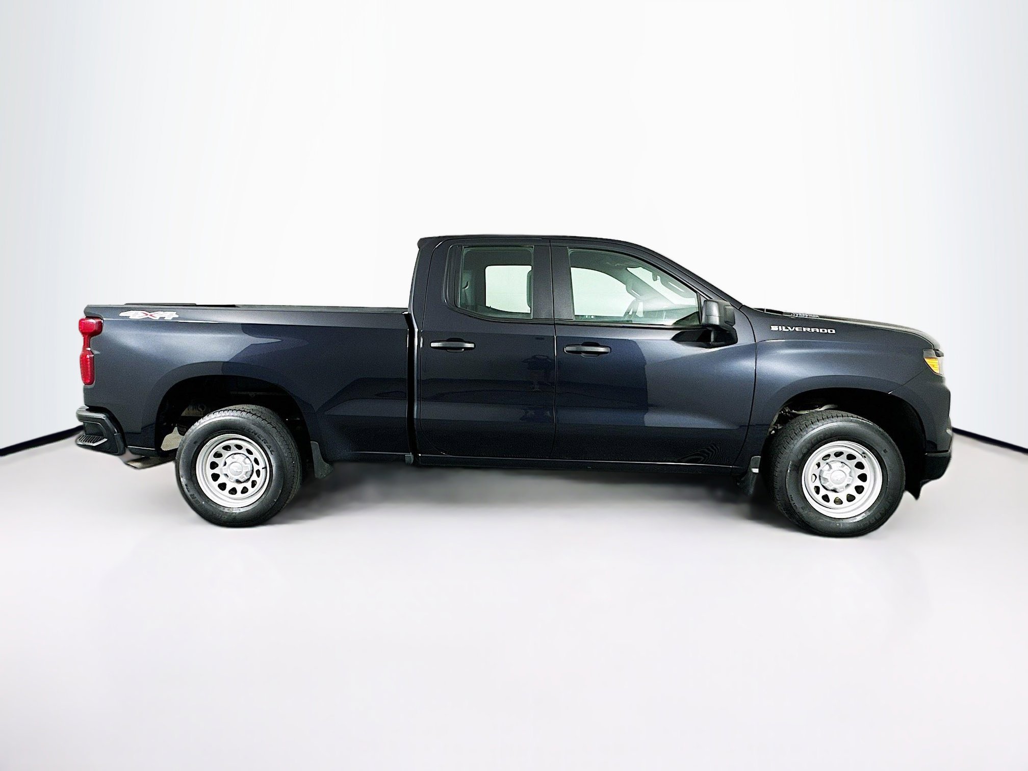 Used 2024 Chevrolet Silverado 1500 W/T image 10