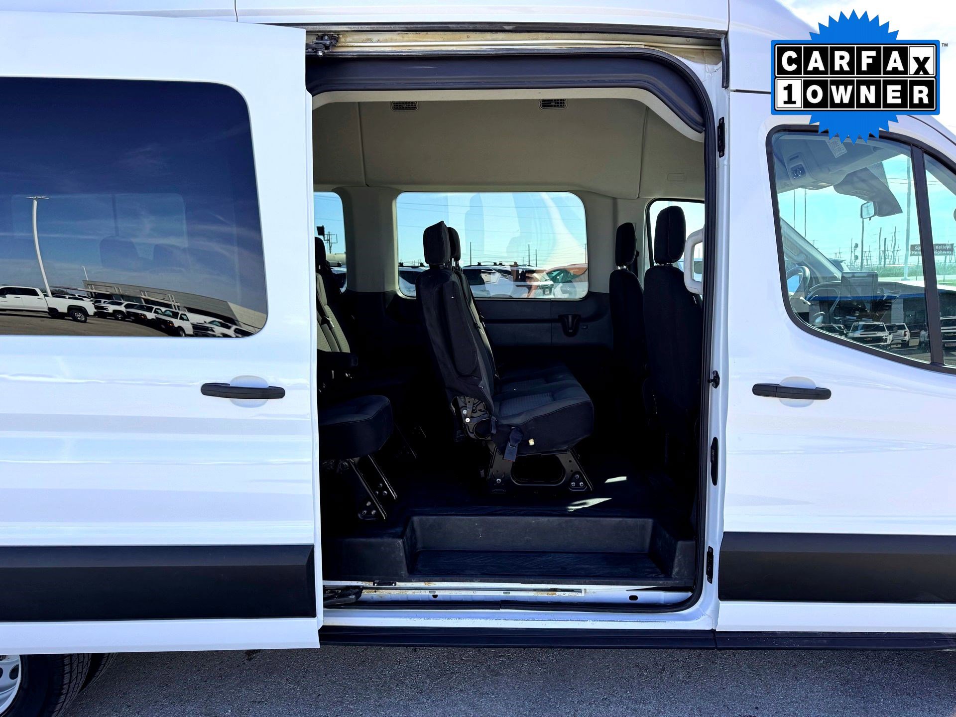 Used 2024 Ford Transit 350 XLT image 6