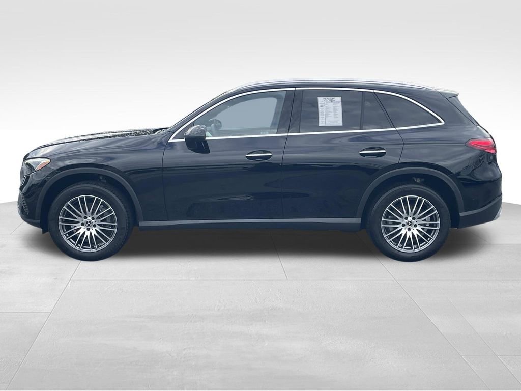 Used 2024 Mercedes-Benz GLC 300 image 6