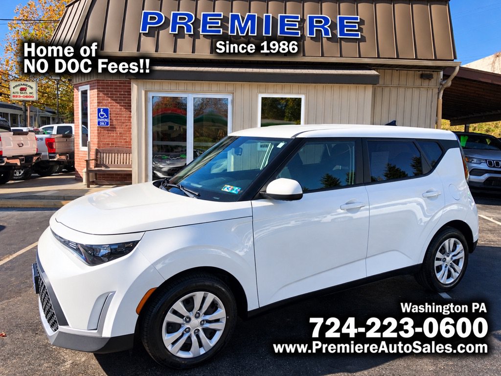 Used 2024 Kia Soul LX FWD image 1