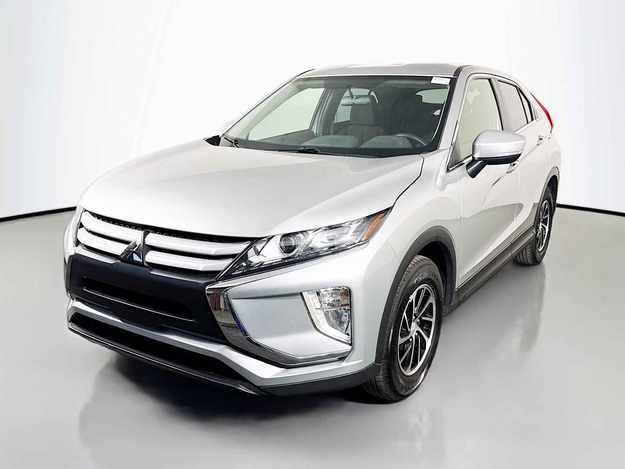 Used 2020 Mitsubishi Eclipse Cross ES image 4