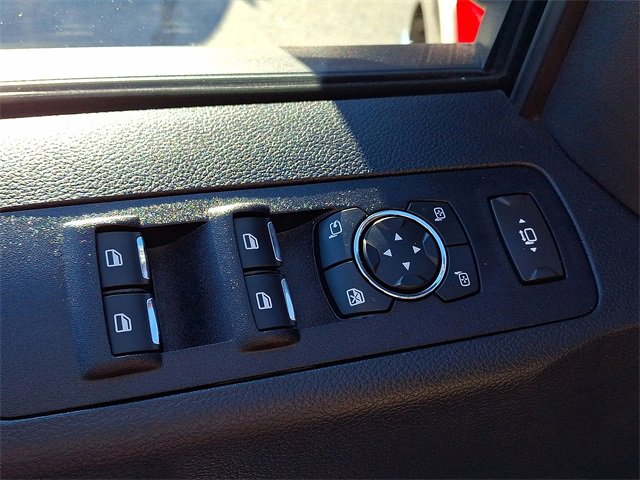 Used 2022 Ford F250 Lariat w/ Chrome Package image 21