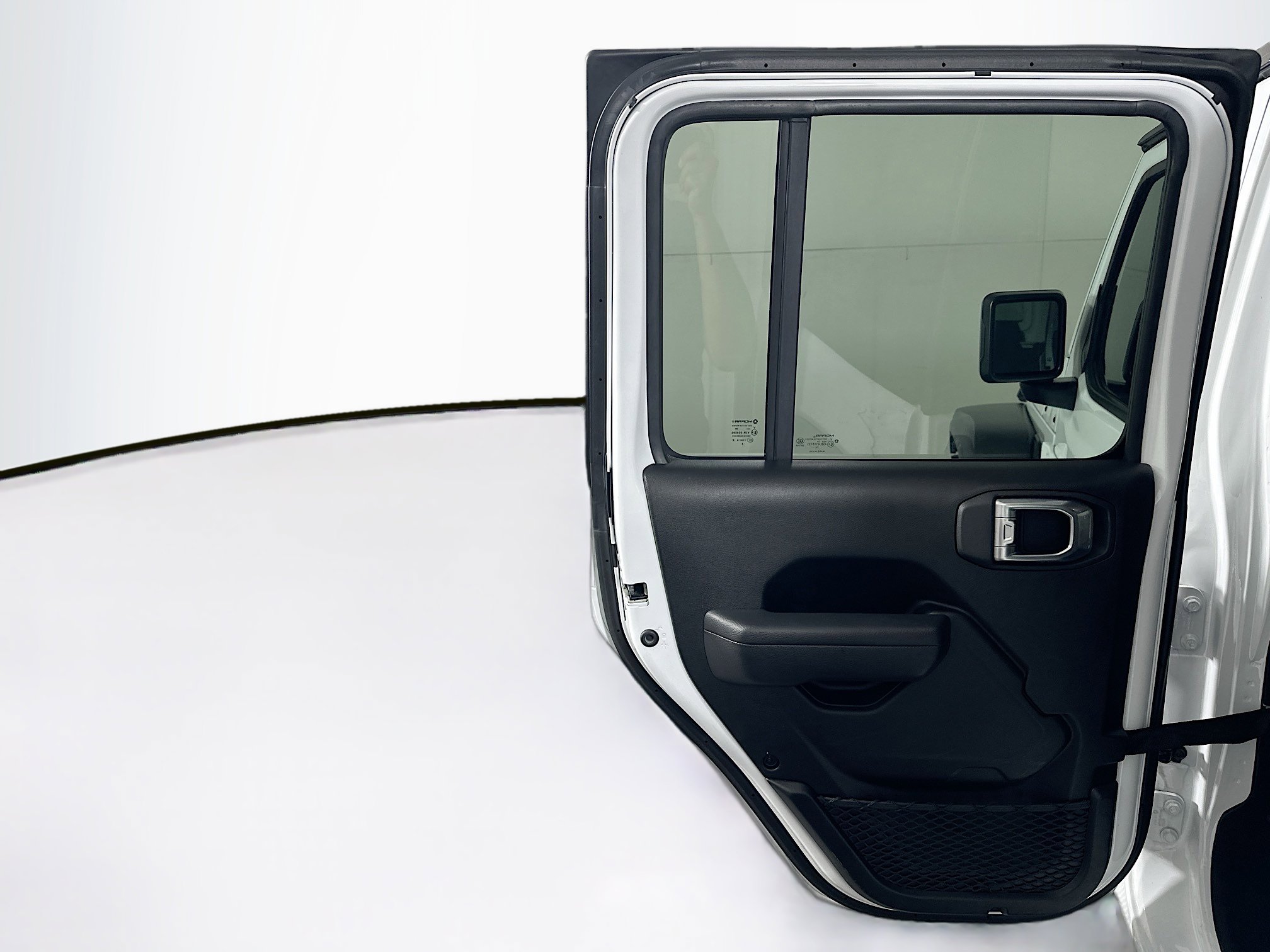 Used 2025 Jeep Wrangler Sport S AWD/4WD image 25