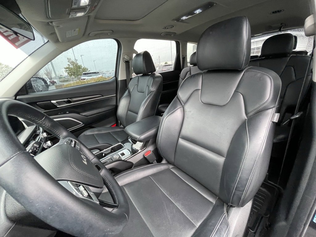 Used 2025 Kia Telluride S image 22