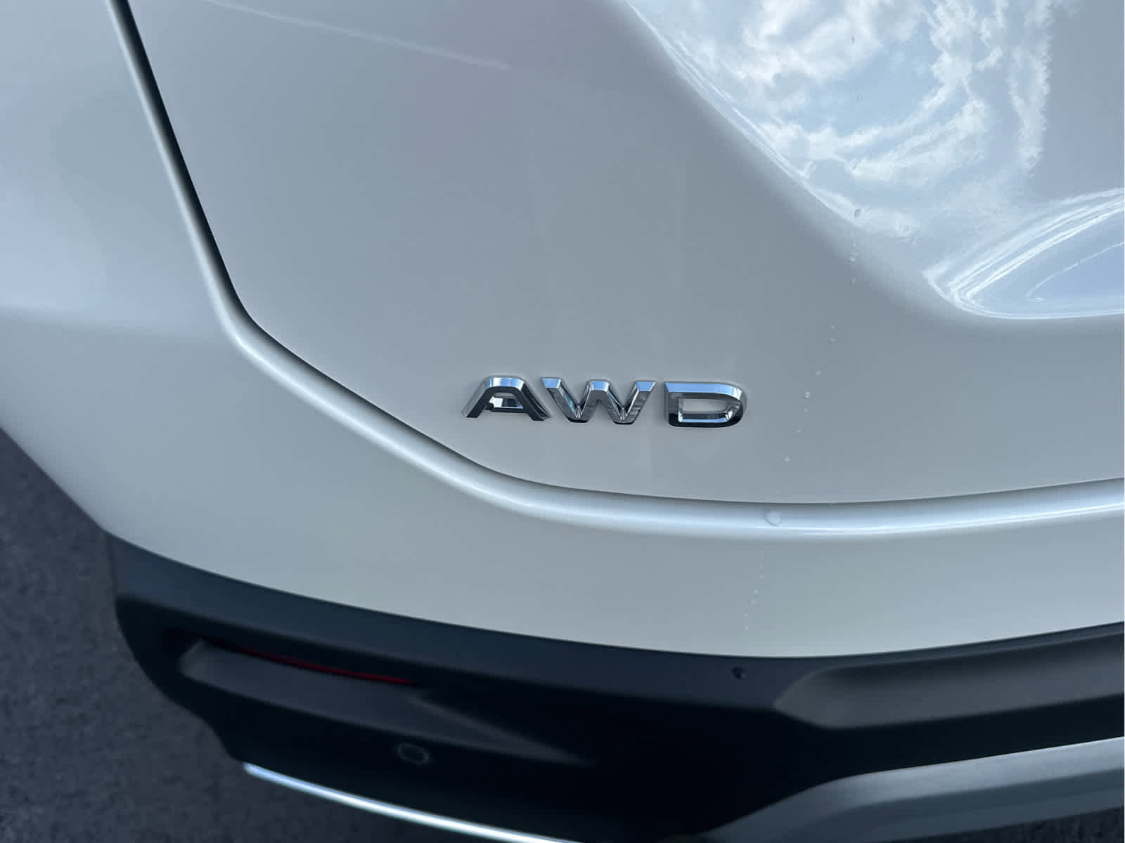 New 2025 Honda Pilot Touring image 13