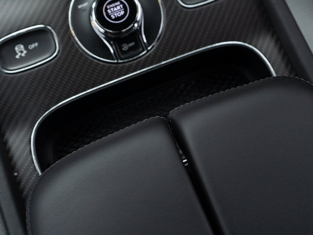 Certified 2022 Bentley Bentayga AWD/4WD image 33