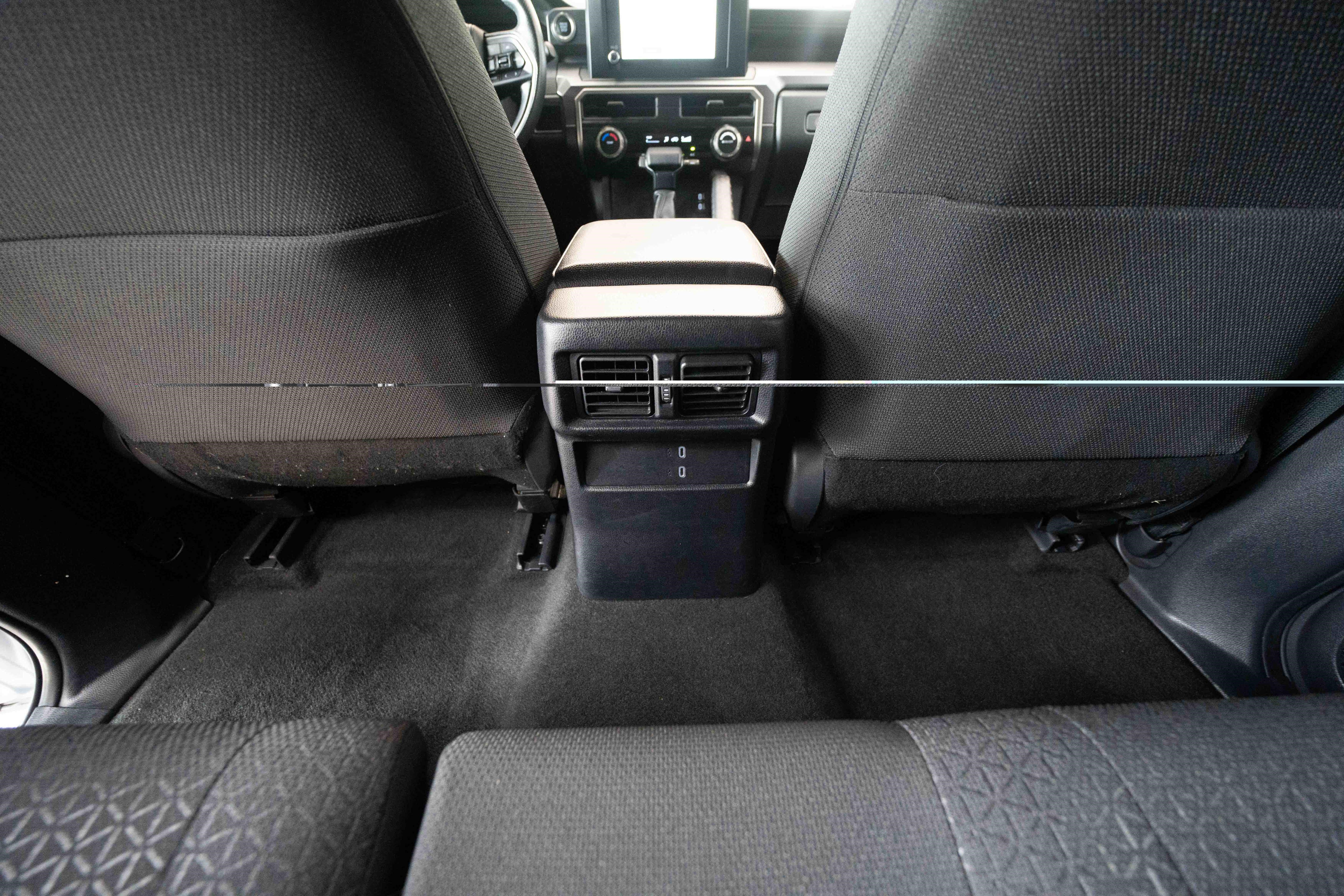 Certified 2025 Toyota 4Runner SR5 AWD/4WD image 23