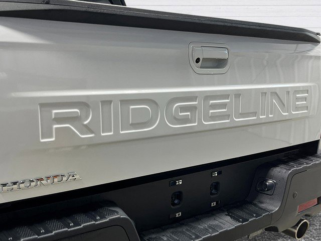 New 2026 Honda Ridgeline Black Edition image 6
