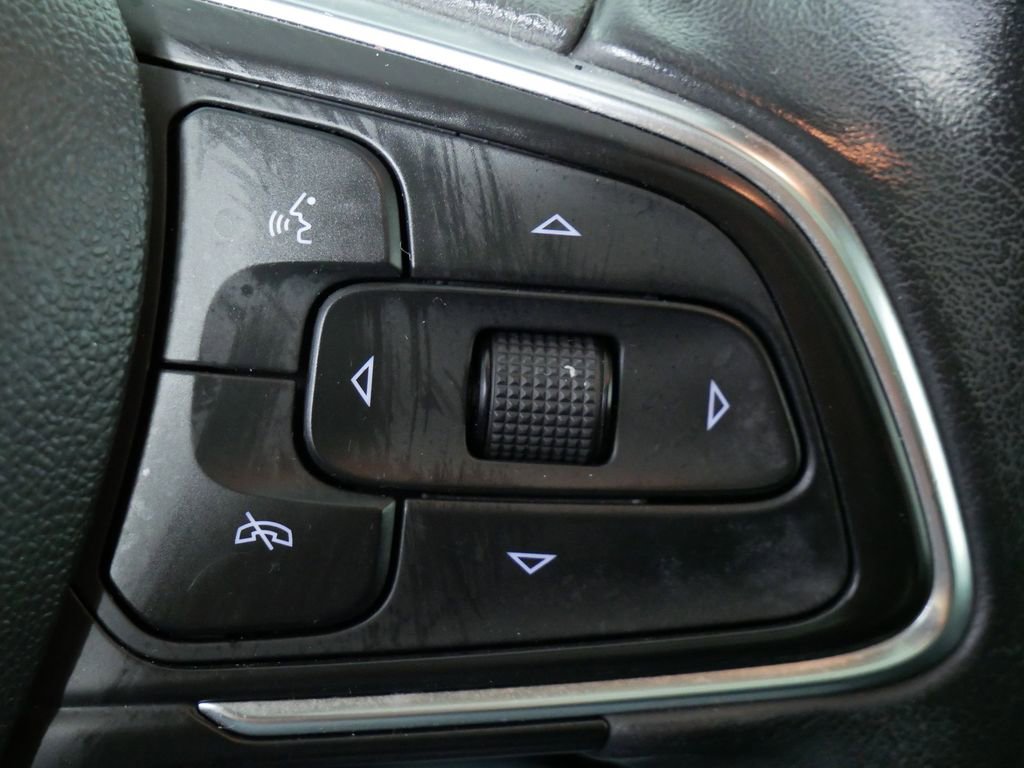 Used 2021 Buick Encore GX Essence w/ Advanced Technology Package image 26