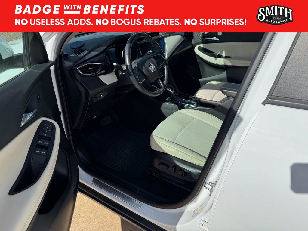 Used 2021 Buick Encore GX Select image 11