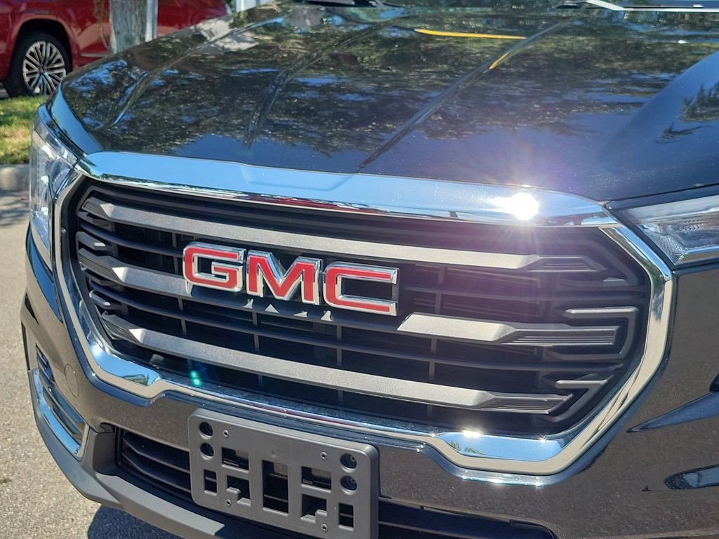 Certified 2022 GMC Terrain SLE w/ Driver Convenience Package AWD/4WD image 5
