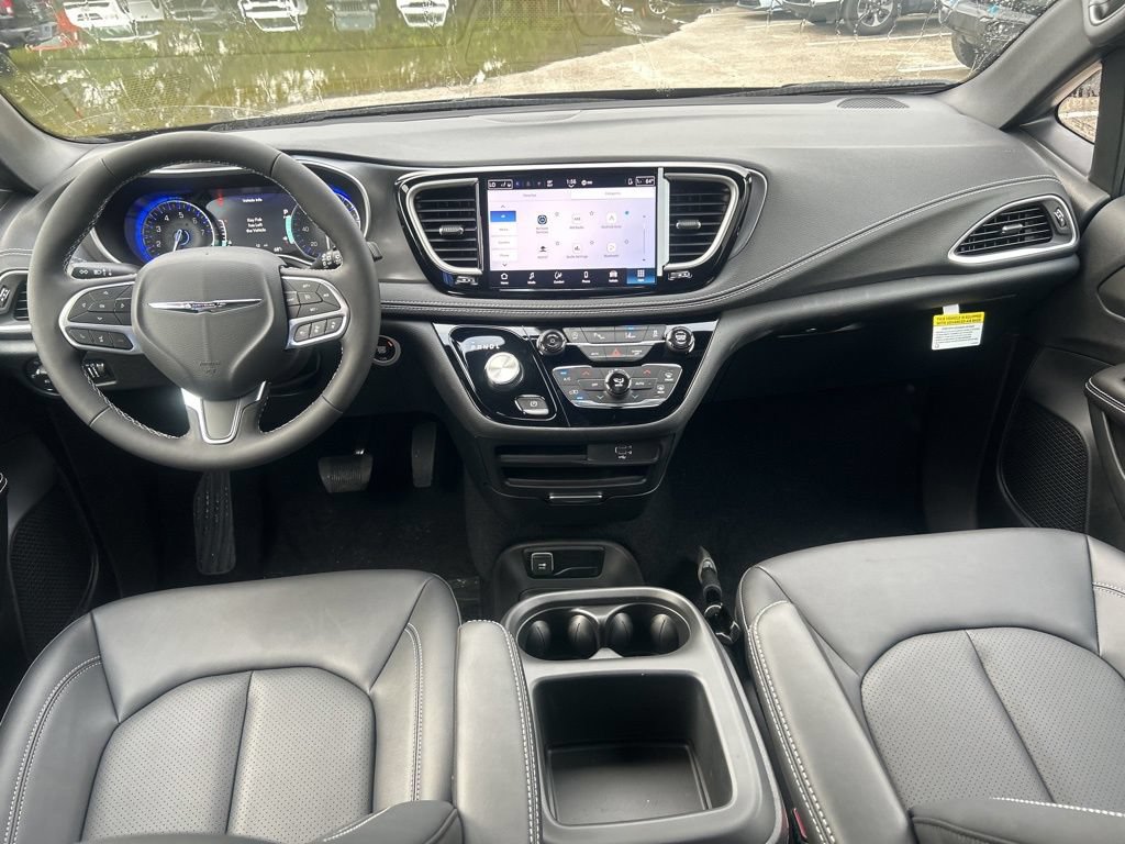 New 2026 Chrysler Pacifica Select FWD image 35