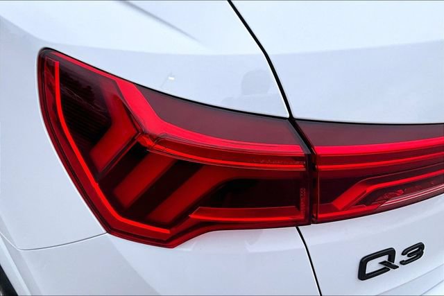 Used 2023 Audi Q3 2.0T Premium Plus AWD/4WD image 32