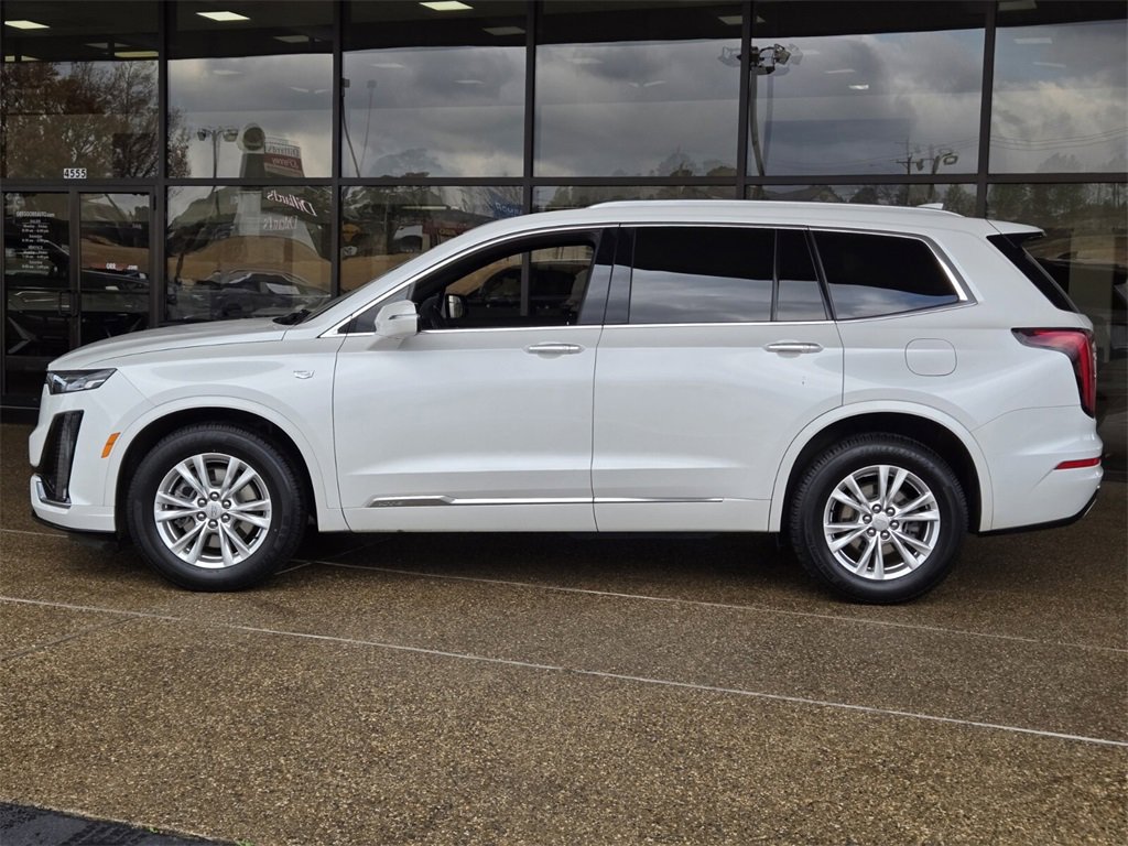 Used 2021 Cadillac XT6 Luxury image 3