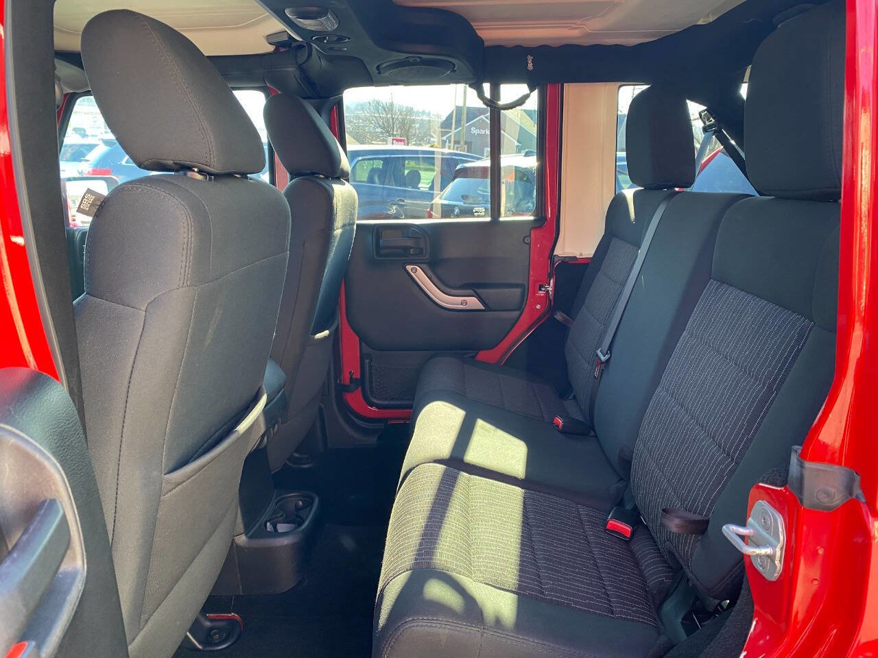 Used 2012 Jeep Wrangler Unlimited Sahara w/ Connectivity Group image 19