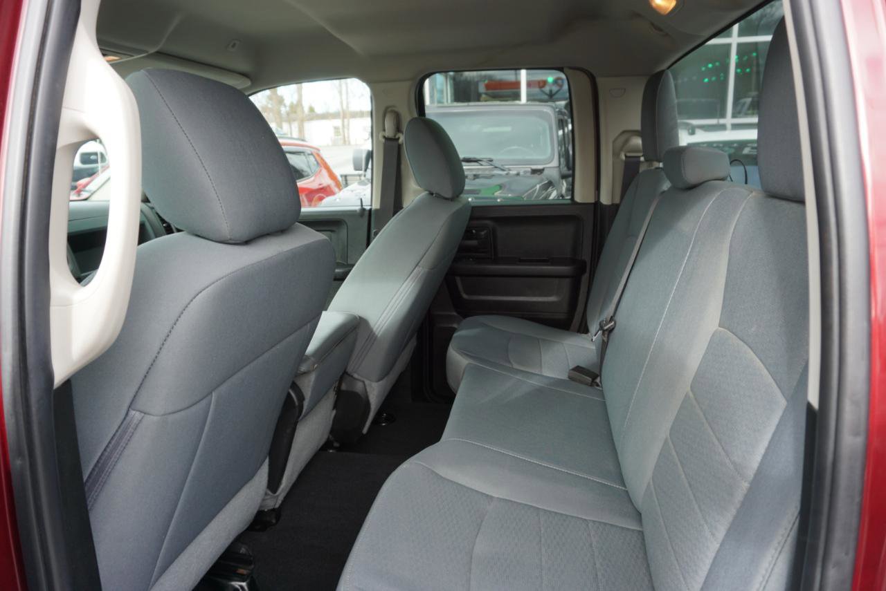 Used 2019 RAM 1500 Express w/ Express Value Package AWD/4WD image 10